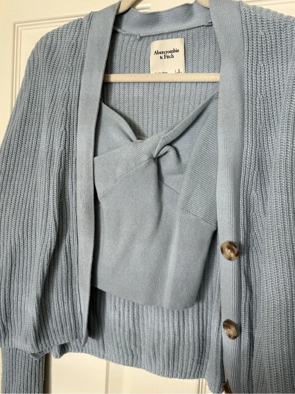 Abercrombie & Fitch soft light